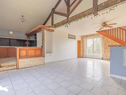 Maison à vendre 164 300 € 5 pièces 3 chambres 138 m² 673 m² de terrain Bords 17430