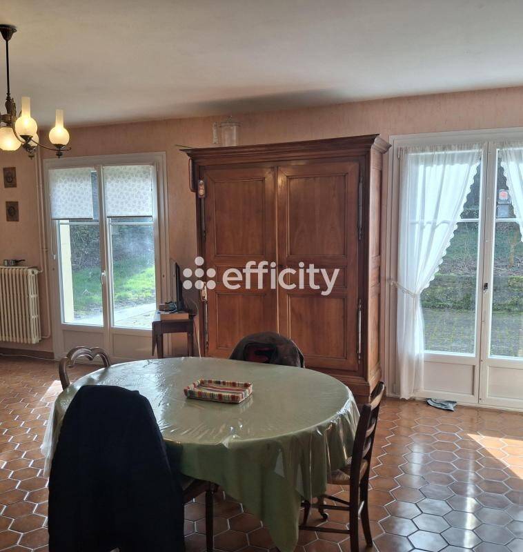 Maison à vendre, 216m², FONTENOIS LES MONTBOZON