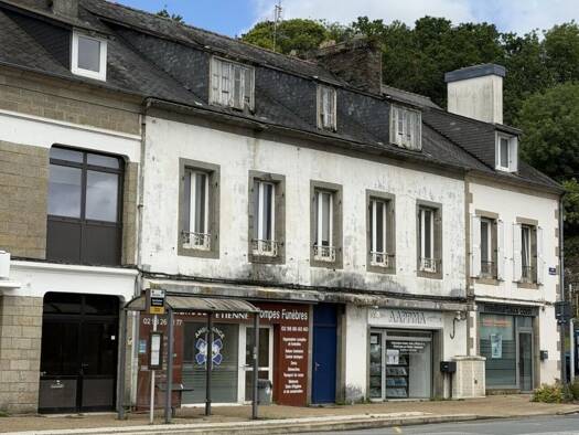 Appartement à vendre 26 500 € 5 pièces 4 chambres 118 m² Rive Gauche Châteaulin 29150
