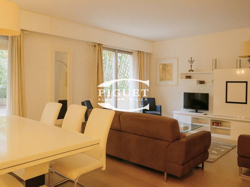 Maison à louer, 141m², PARIS 16E