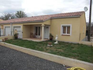 Maison à louer 766 € 4 pièces 3 chambres 105 m² 250 m² de terrain Soual 81580