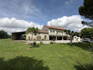 Ferme à vendre 462 000 € 6 pièces 4 chambres 160 m² 8 350 m² de terrain Auriac-sur-Vendinelle 31460