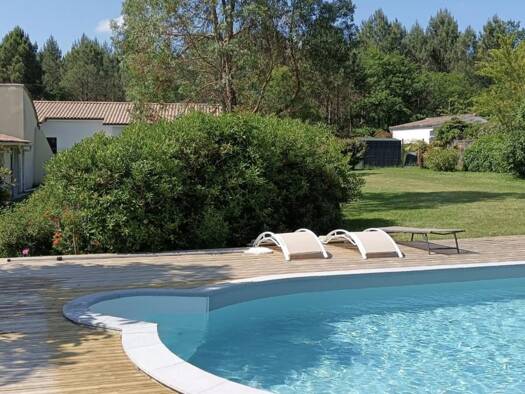 Ferme à vendre 495 000 € 5 pièces 4 chambres 220 m² 4 000 m² de terrain Exterieur Langon 33210