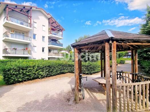 Appartement à vendre 300 000 € 4 pièces 3 chambres 75 m² RDC/3 Plaine et Chatelet Gaillard 74240