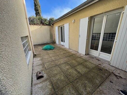 Appartement à louer 740 € 4 pièces 3 chambres 70 m² Étage 1/1 Feurs 42110