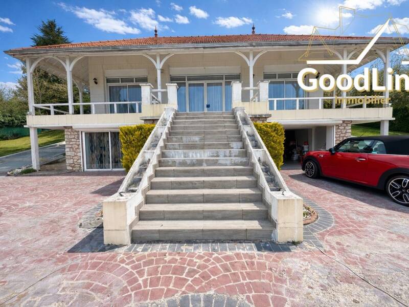 Maison à vendre, 188m², CRECY LA CHAPELLE