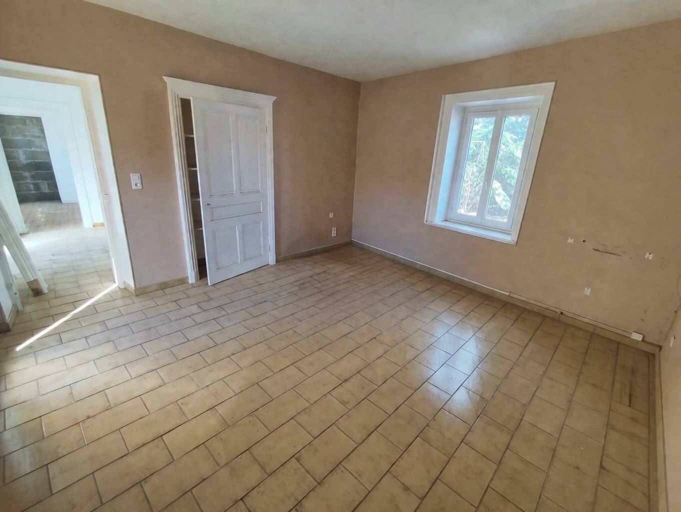 Maison à vendre, 94m², SAINT MAURICE DE GOURDANS