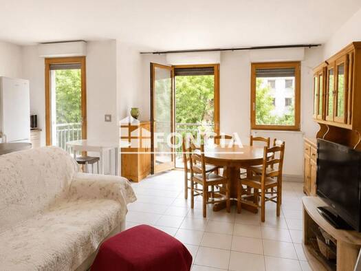 Appartement à vendre 225 000 € 3 pièces 2 chambres 67,6 m² Étage 2/6 Centre Ville Est Thonon-les-Bains 74200