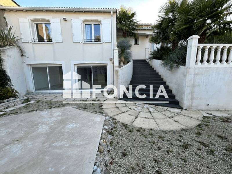 Maison à louer, 168m², AIFFRES