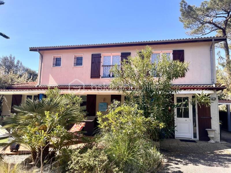 Maison à vendre, 133m², SOULAC SUR MER