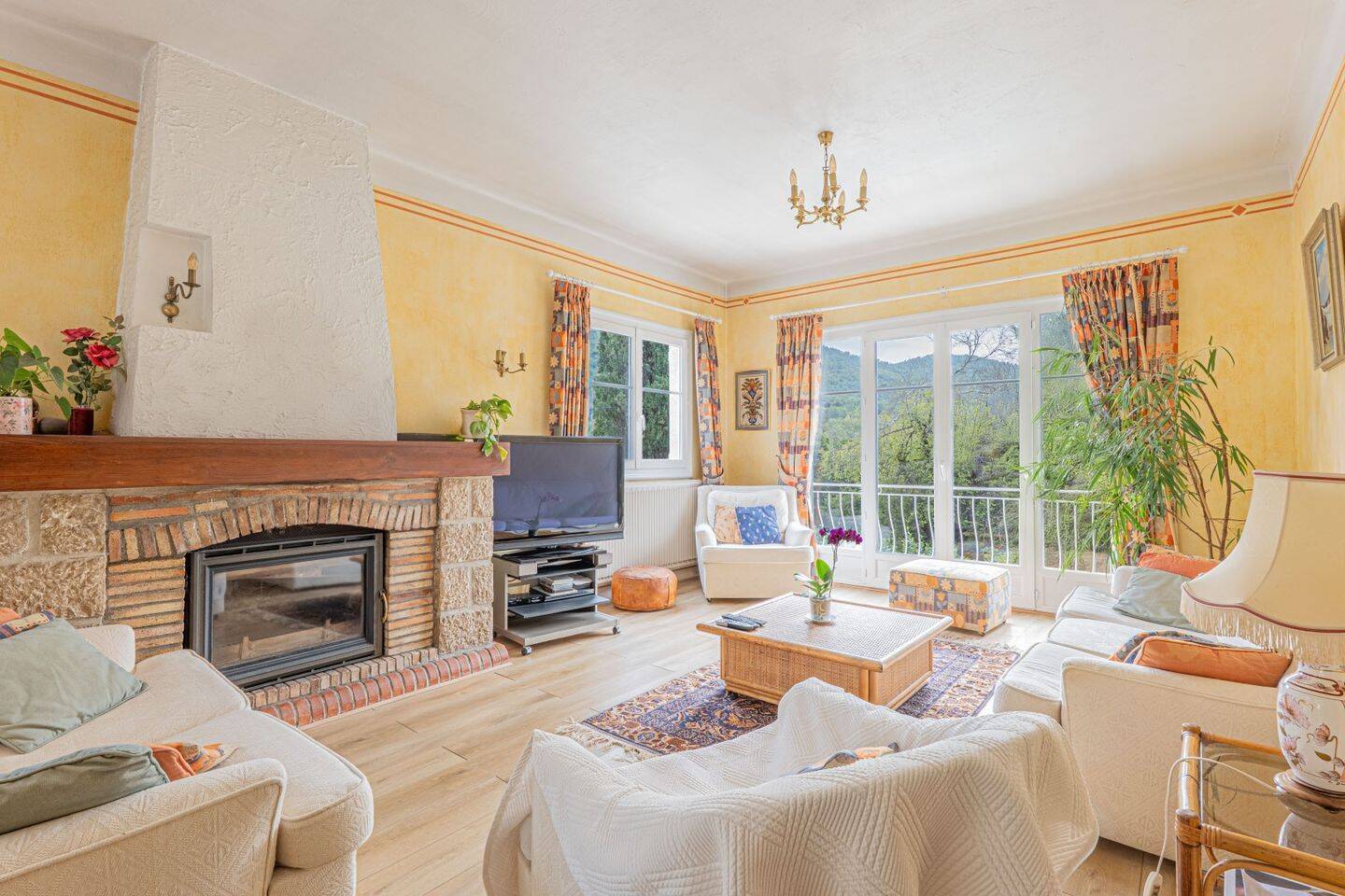 Maison à vendre, 241m², TOURRETTES SUR LOUP