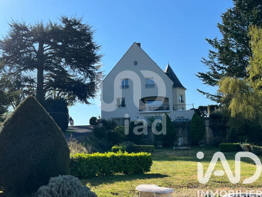 Demeure à vendre 775 000 € 11 pièces 5 chambres 315 m² 3 000 m² de terrain Rochecorbon 37210