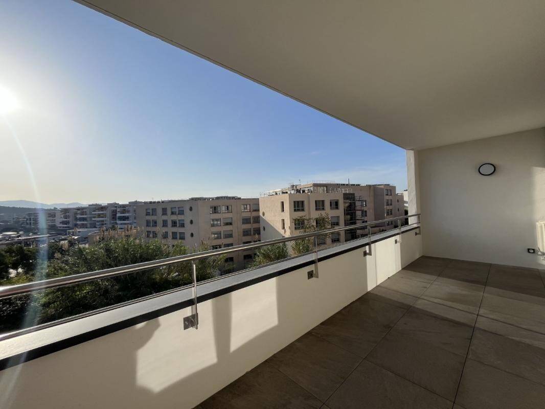 Maison à louer, 93m², AJACCIO
