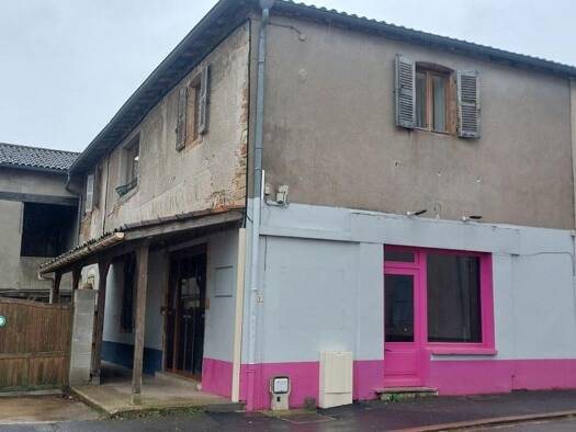 Local commercial à louer 500 € 80 m² de surface de vente Azé 71260