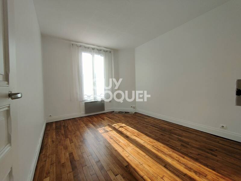 Maison à louer, 25m², COURBEVOIE