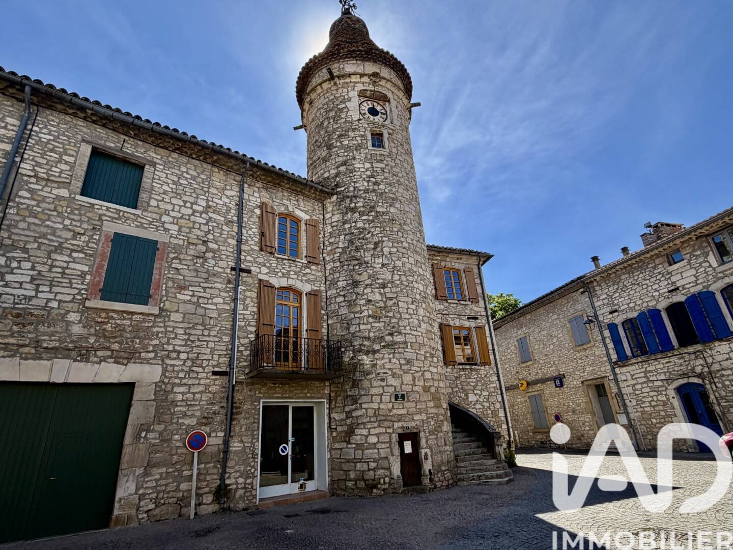 Maison à vendre, 152m², SAINT JEAN DE MARUEJOLS ET AVEJAN