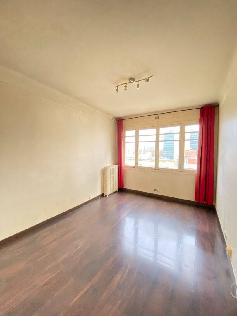 Maison à louer, 19m², COURBEVOIE
