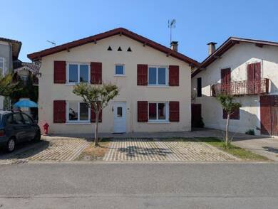 Maison à louer 720 € 5 pièces 4 chambres 144 m² 139 m² de terrain Montgaillard 40500