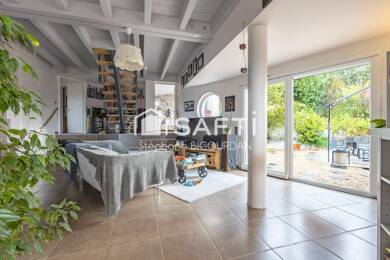 Maison à vendre 455 000 € 6 pièces 4 chambres 148 m² 980 m² de terrain Chatillon-le-Duc 25870