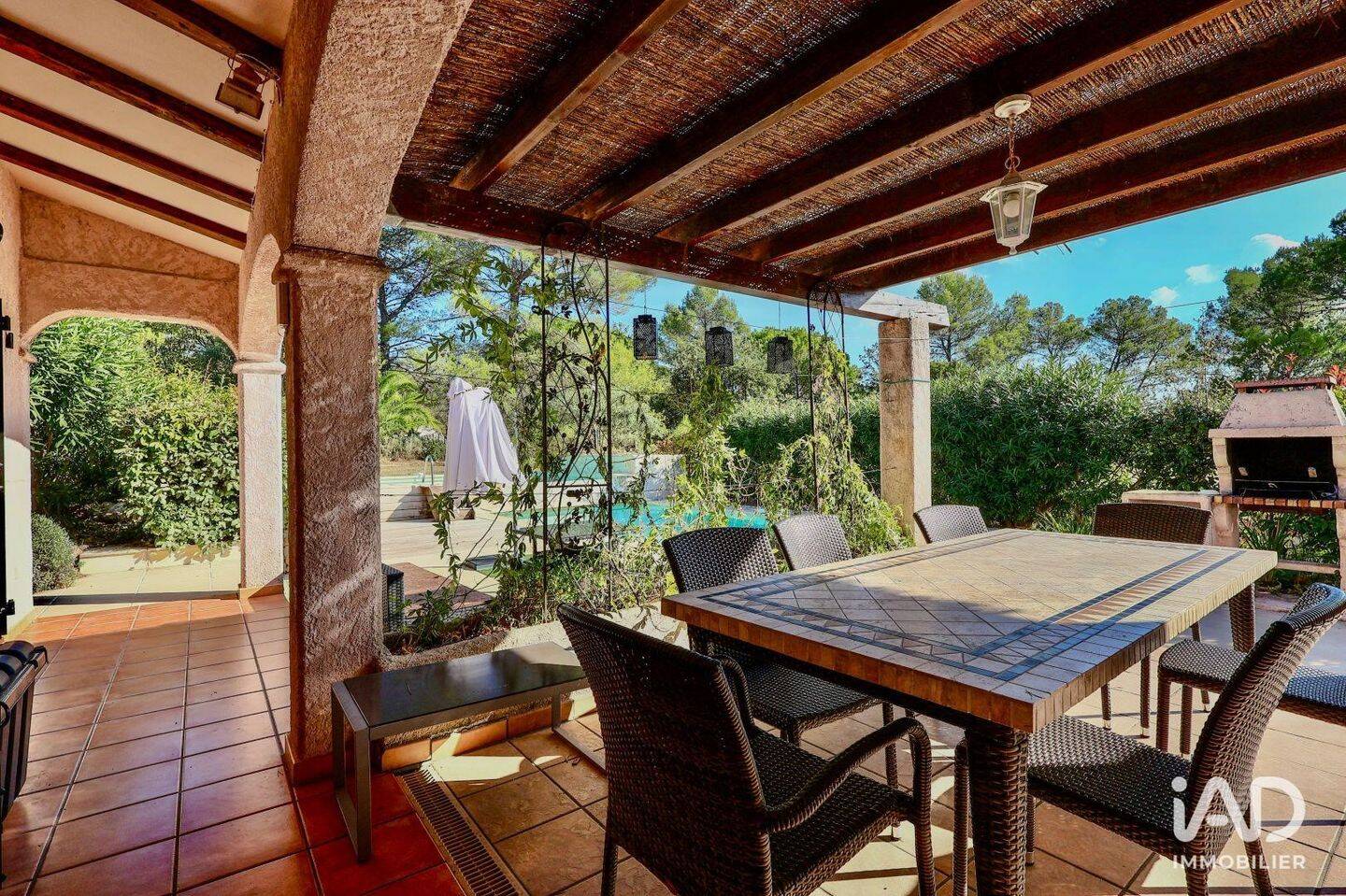 Maison à vendre, 135m², BAGNOLS EN FORET