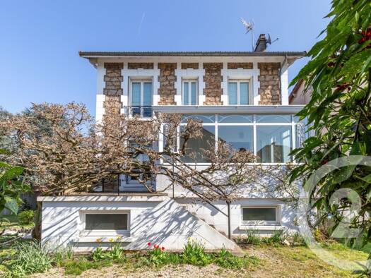 Maison à vendre 539 500 € 7 pièces 3 chambres 116,1 m² 607 m² de terrain Villiers-sur-Marne 94350