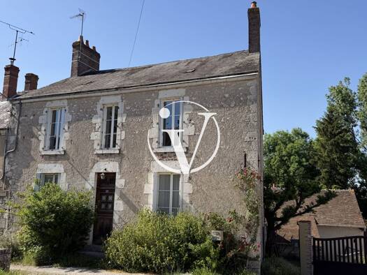 Maison à vendre 134 900 € 5 pièces 3 chambres 156 m² 915 m² de terrain Centre Ville Vendôme 41100