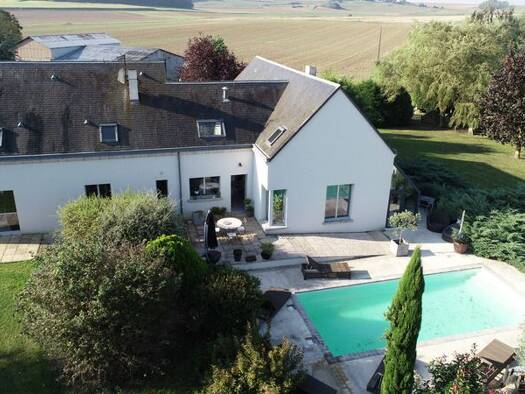 Maison à vendre 415 000 € 7 pièces 4 chambres 291 m² 7 000 m² de terrain Arcy-Sainte-Restitue 02130