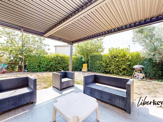 Maison à vendre 319 500 € 5 pièces 3 chambres 97 m² 175 m² de terrain Agglomeration Saint-Julien-de-Concelles 44450