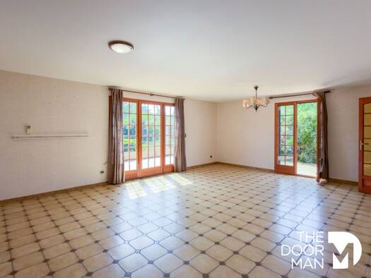 Maison à vendre 349 000 € 8 pièces 5 chambres 214 m² 1 180 m² de terrain Trouy 18570