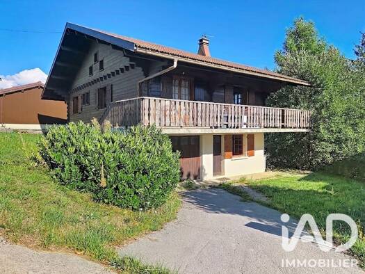 Maison à vendre 438 000 € 6 pièces 5 chambres 140 m² 684 m² de terrain Les Rousses 39220