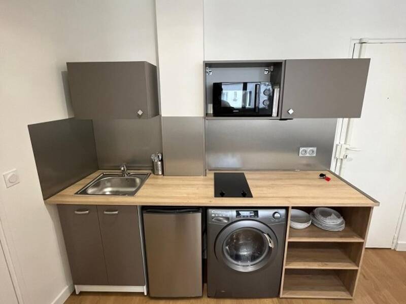 Maison à louer, 17m², PARIS 16E