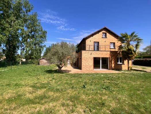 Maison à vendre 790 000 € 6 pièces 4 chambres 210 m² 1 200 m² de terrain Bullion 78830