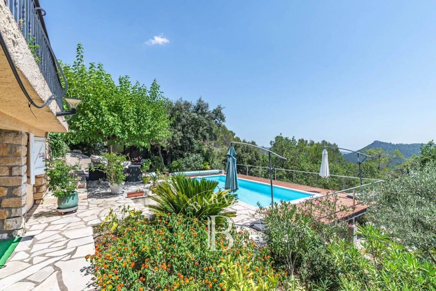 Maison à vendre, 135m², BAGNOLS EN FORET