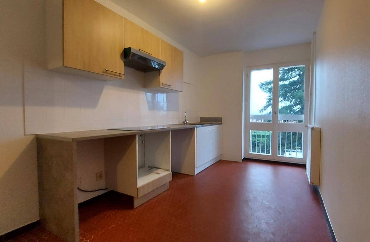 Maison à louer, 94m², SAINTE FOY LES LYON