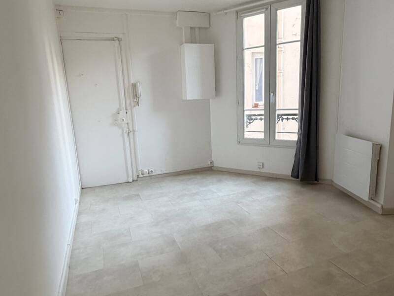 Maison à louer, 22m², PARIS 18E