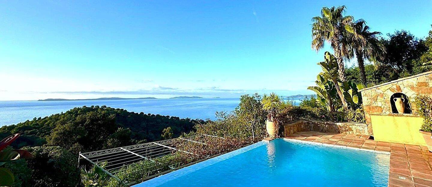 Maison à vendre, 252m², RAYOL CANADEL SUR MER