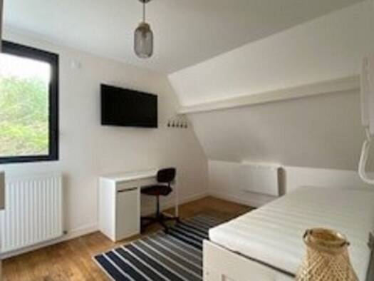 Colocation à louer 700 € 1 pièce 11 m² Étage 2/2 Coudraies Hacquinière-Abbaye Gif-sur-Yvette 91190