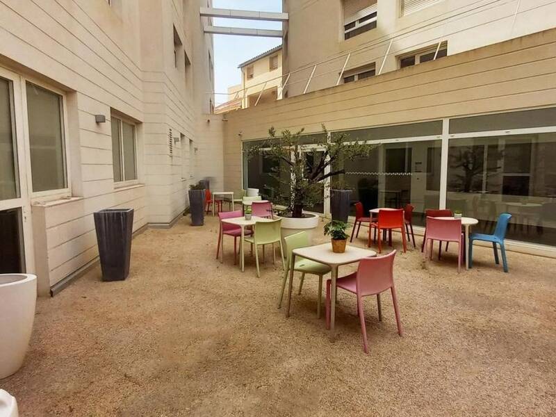 Maison à louer, 19m², MARSEILLE 5E