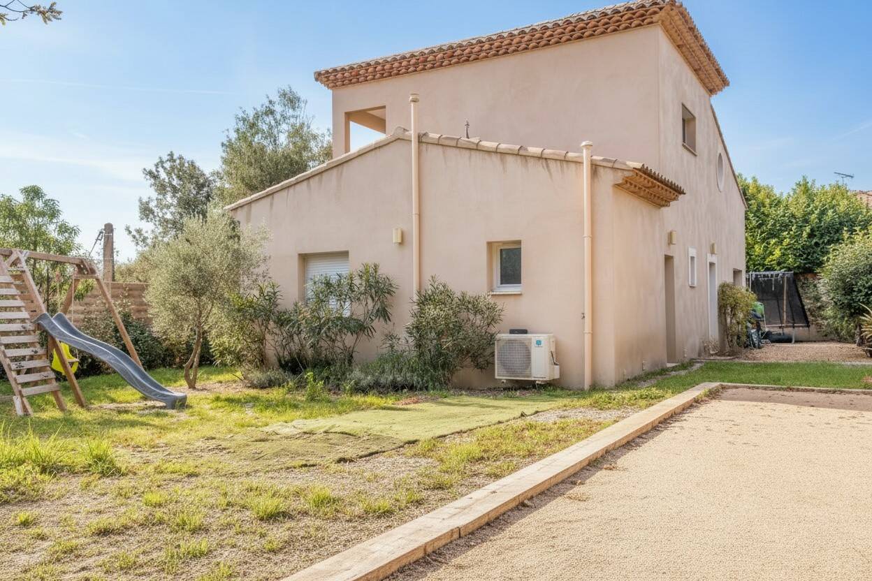 Maison à vendre, 125m², SAINTE ANASTASIE SUR ISSOLE