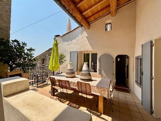 Maison à vendre 649 000 € 6 pièces 4 chambres 130 m² 156 m² de terrain Sud Uzès 30700