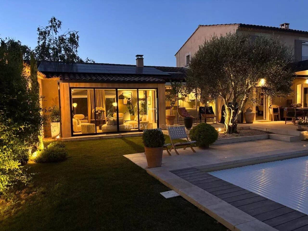 Maison à vendre, 220m², MAUSSANE LES ALPILLES