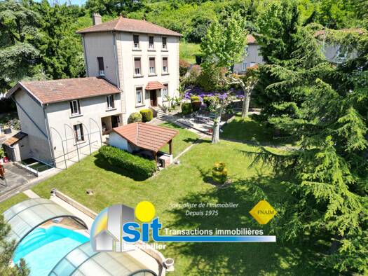 Maison à vendre 419 800 € 7 pièces 5 chambres 198 m² 1 872 m² de terrain Reventin Vaugris 38121