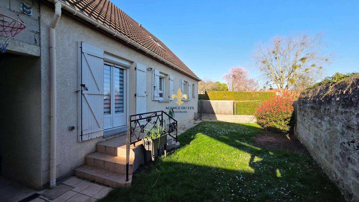 Maison à vendre, 110m², SAINT LEU D'ESSERENT