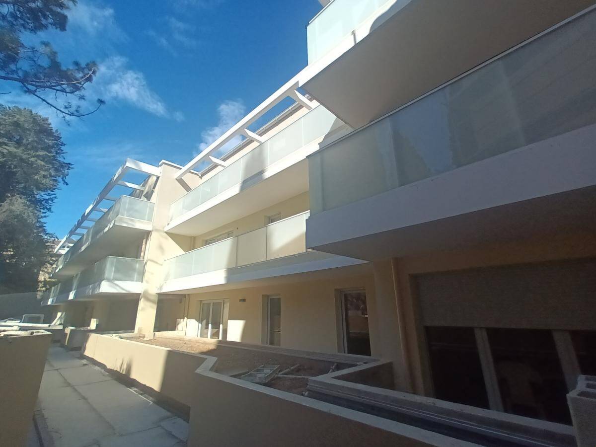 Maison à louer, 45m², CANNES