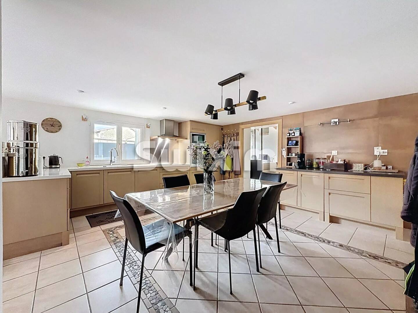 Maison à vendre, 186m², SAINT JEAN DE GONVILLE