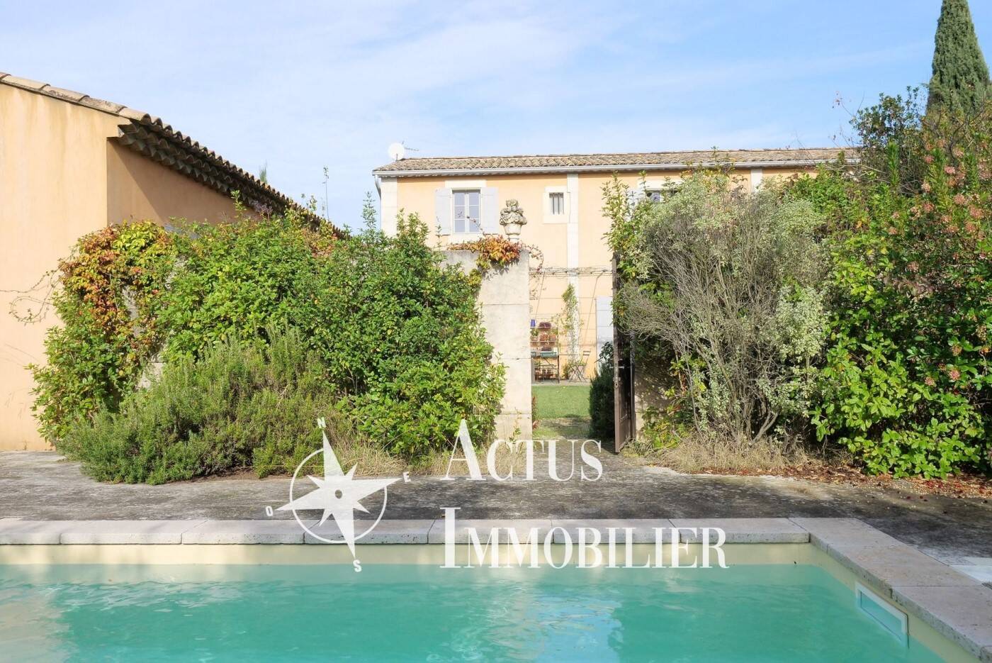 Maison à vendre, 202m², EYGALIERES