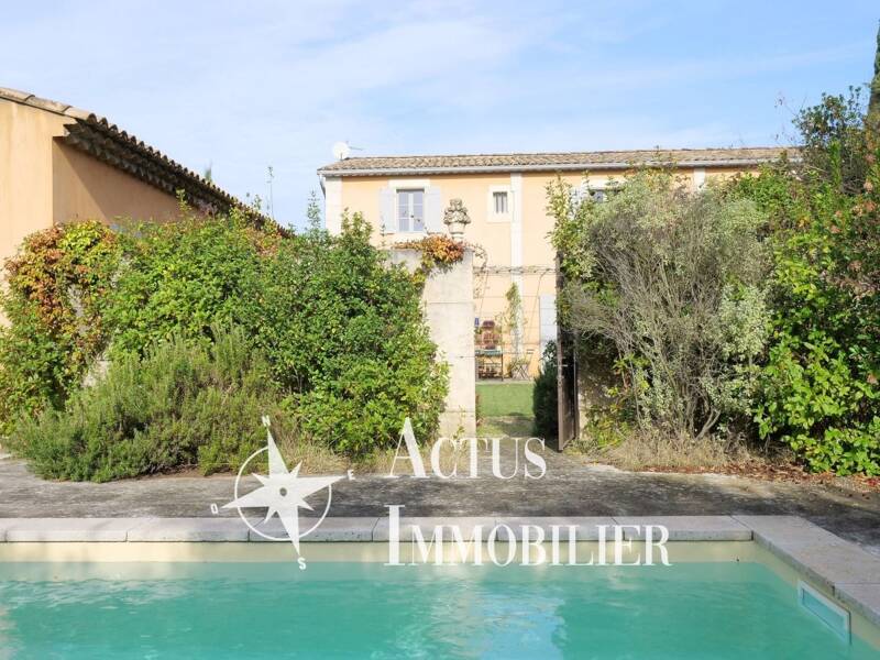 Maison à vendre, 202m², EYGALIERES