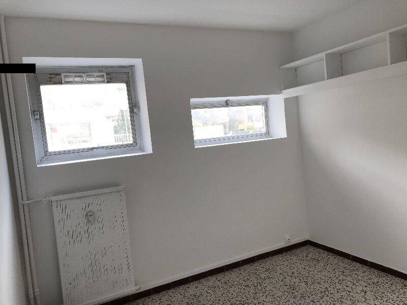 Maison à louer, 14m², MARSEILLE 7E