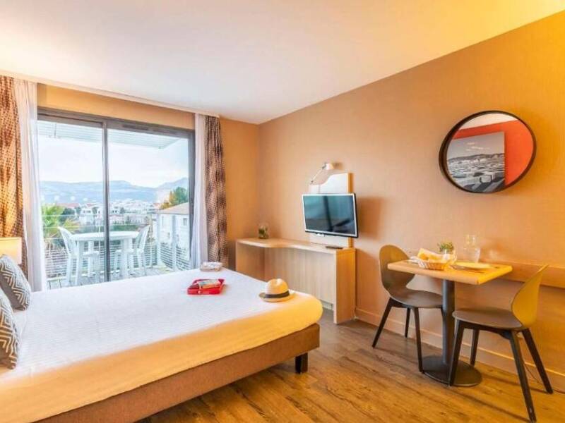 Maison à louer, 22m², MARSEILLE 8E