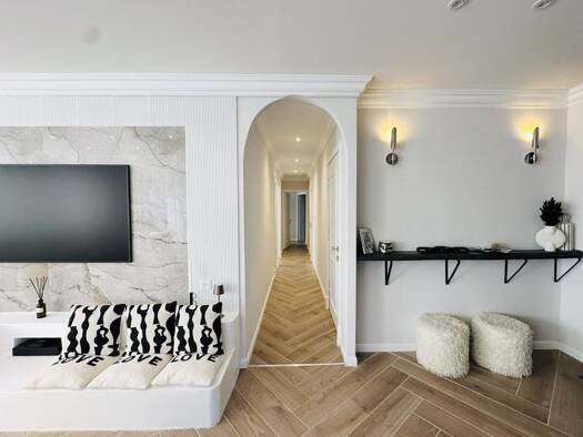 Appartement à vendre 370 000 € 5 pièces 3 chambres 153 m² Étage 5/5 Nierme et Geilles Oyonnax 01100